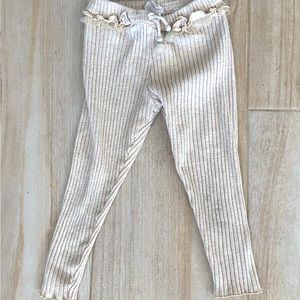 Zara ribbed leggings.